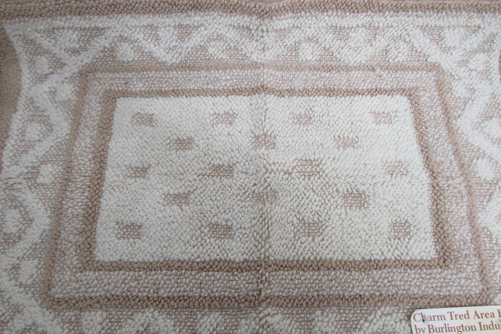 Area Rug Burlington Industries Beige 21 x 36 Vintage