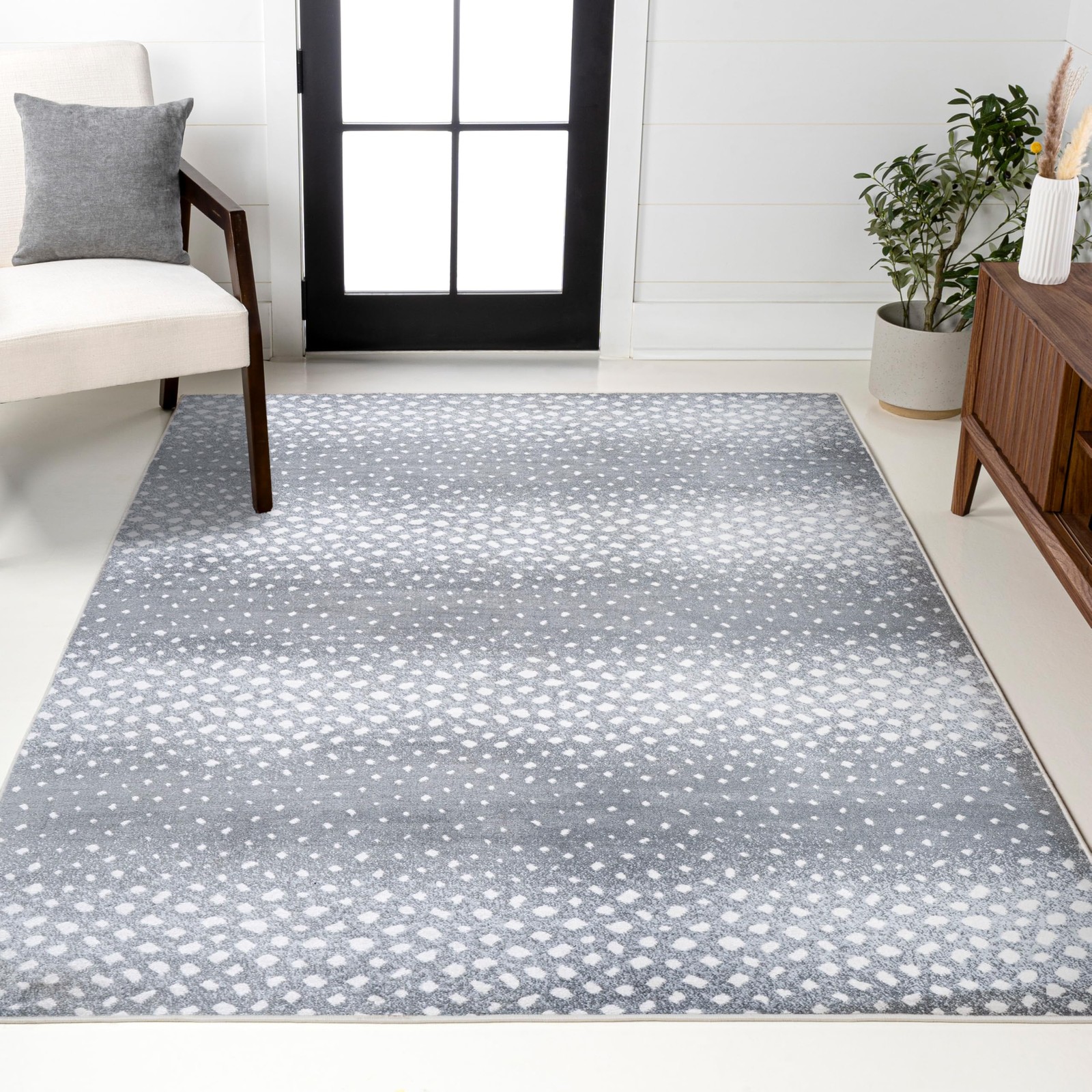 Antelope Modern Gray/Cream Indoor Area Rug, 4×6, Animal Prints, Casual, Easy-…