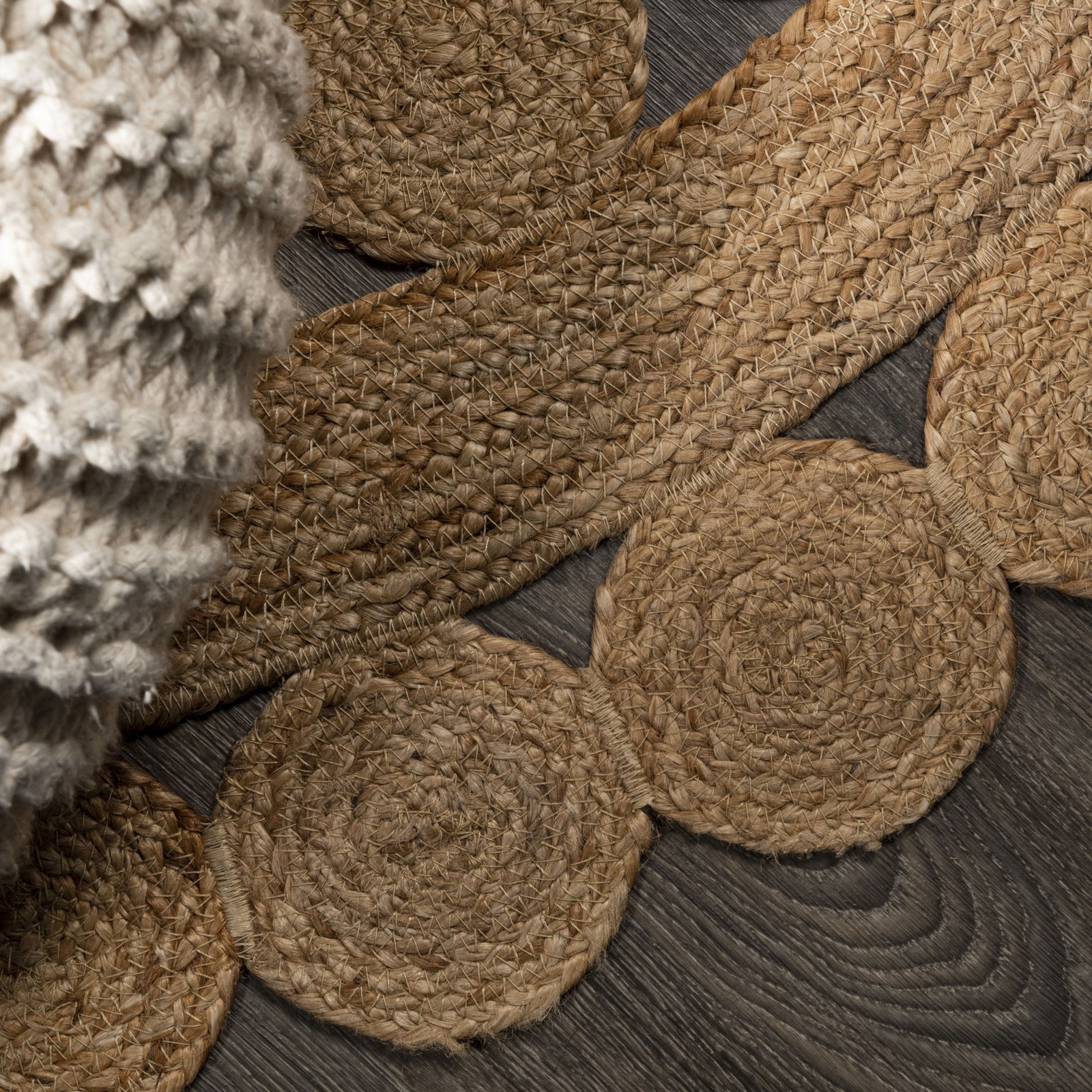 JONATHAN Y Lighting RNF104-6R Ansa Collection 6′ x 6′ Jute Border – Natural