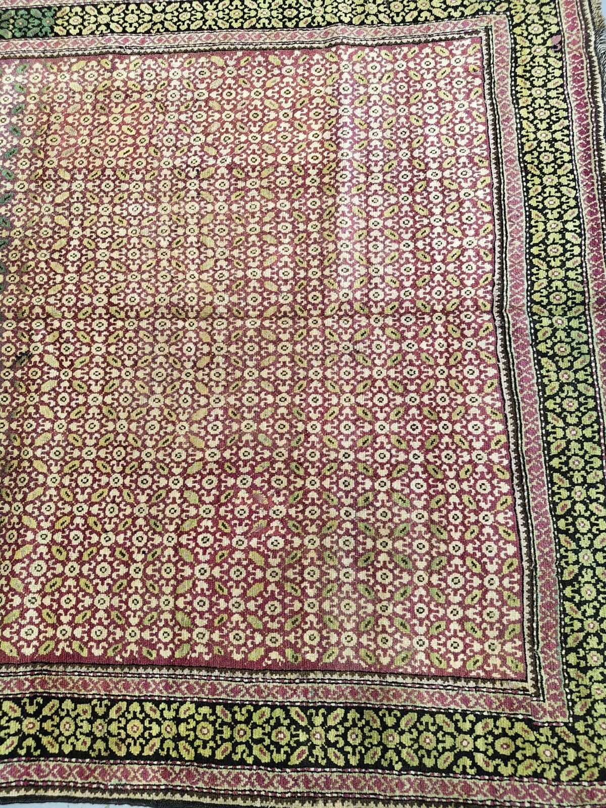 Handmade 9’5 x 5’3 Area Rug, Washable, Eco-Friendly, Anti-Slip, Kid & Pet Friend
