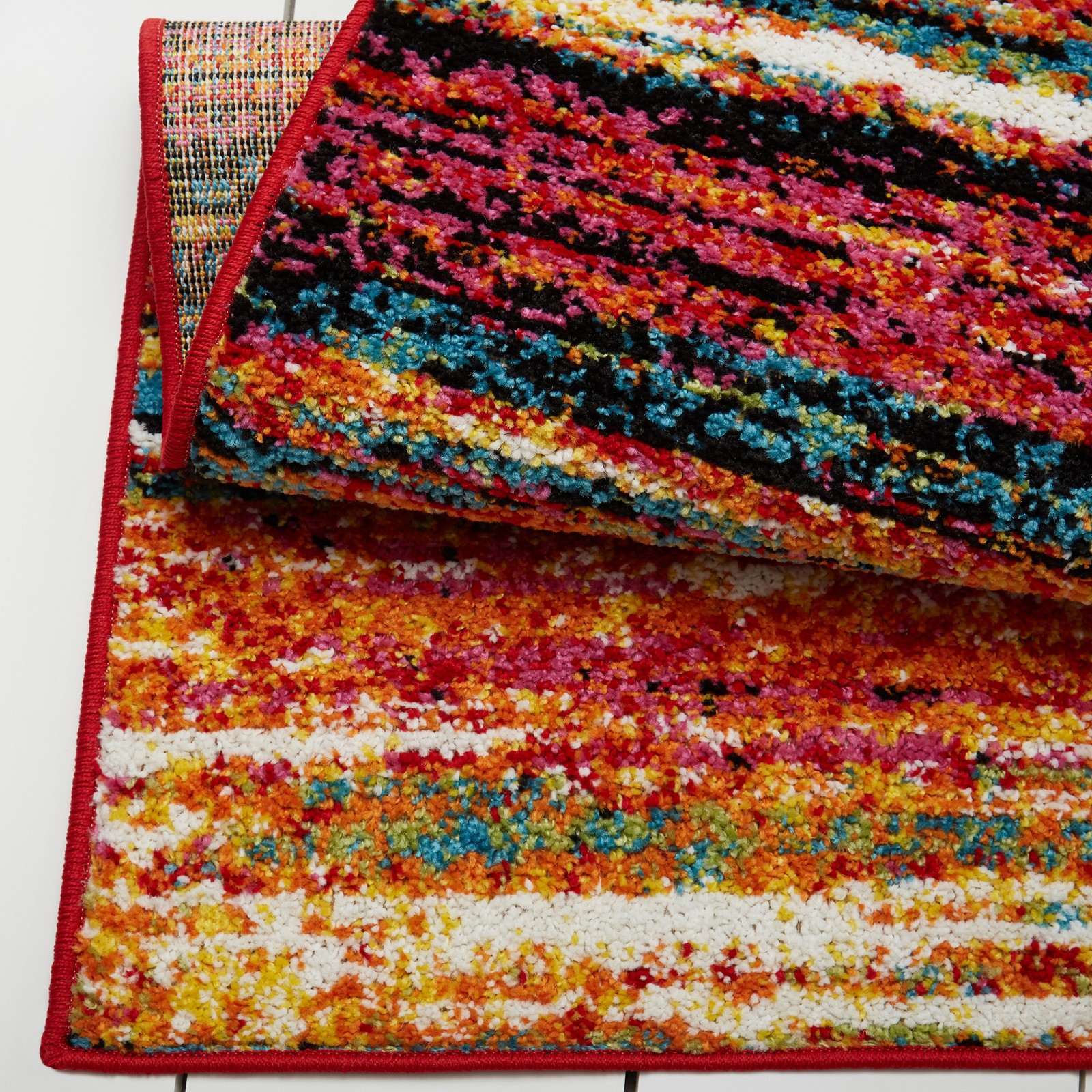 Abstract Lines Multi-Color Area Rug 2×3 Modern Carpet – Actual 1′ 6” x 2′ 6”