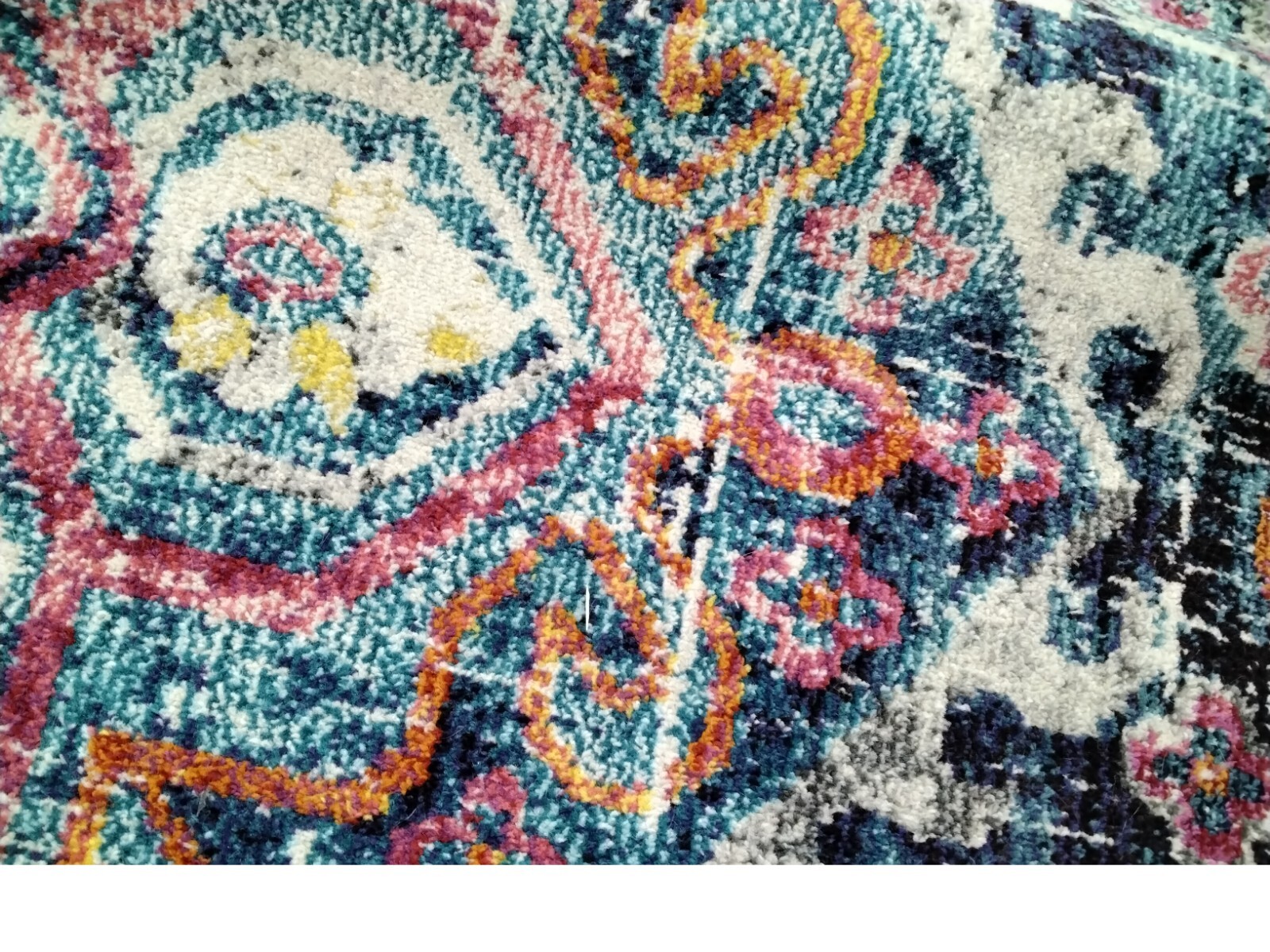 BLUE / FUCHSIA 5′-1″ X 7′-7″ Flaw in Rug, Reduced Price 1172748569 MNC252J-5