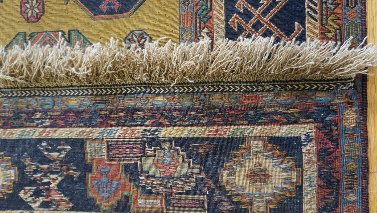 4’4″x7′ Handmade Sumac Kilim Flat Woven 100% Wool Veg. Dyes Dragon Design Rug