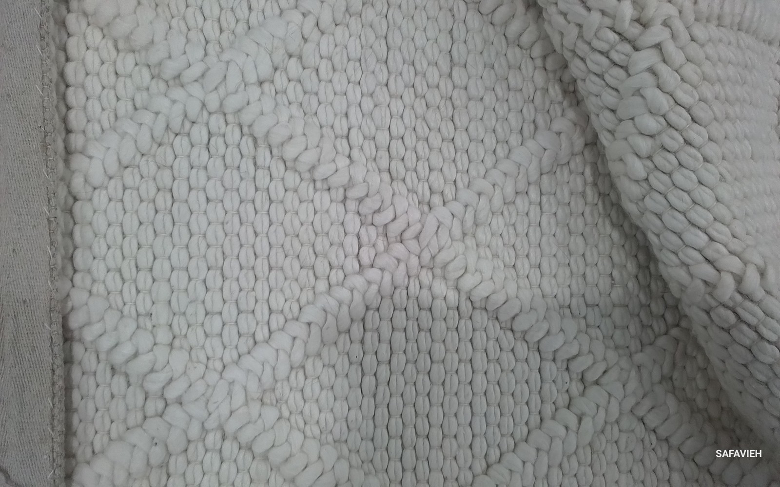 IVORY / IVORY 8′-0″ x 8′-0″ Flaw in Rug, Reduced Price 1172803145 NAT310A-8SQ