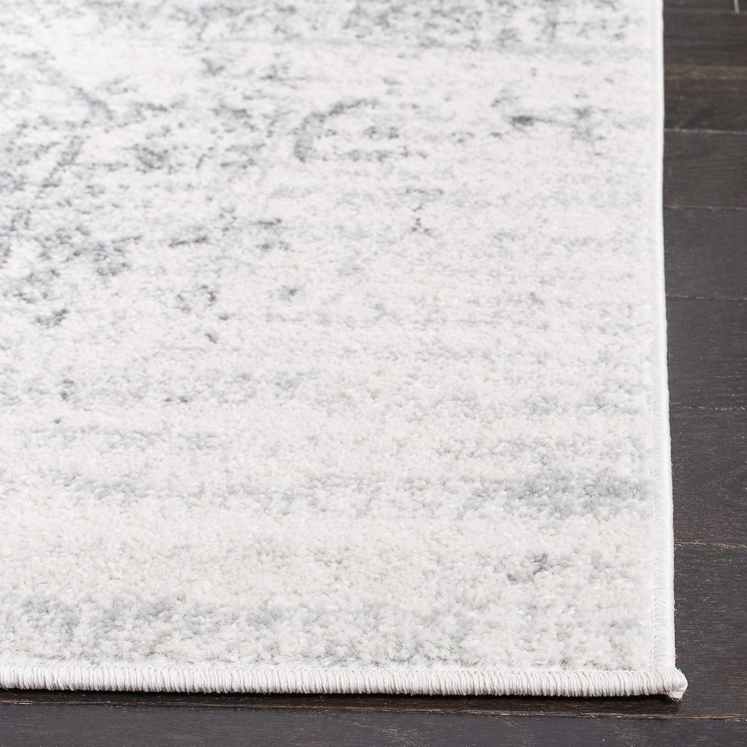 Madison Collection Area Rug – 6’7″ X 9’2″, Silver & Ivory, Snowflake Medallion D