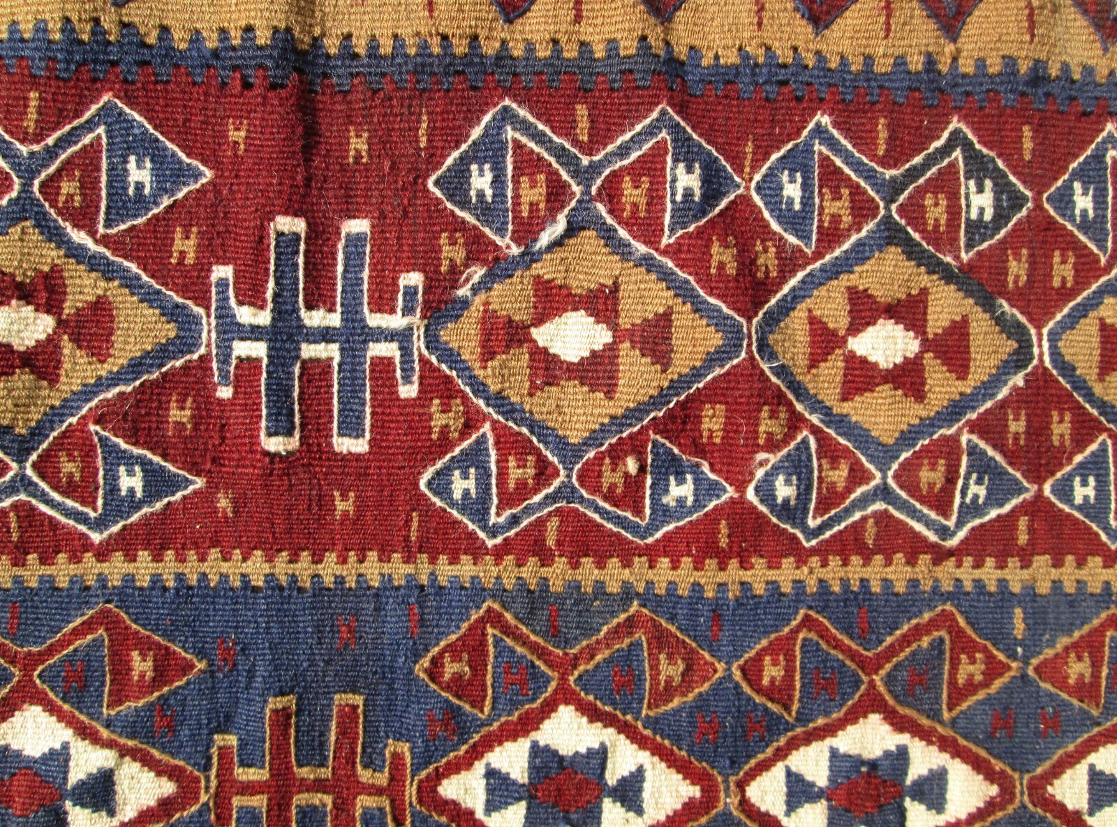 Wool Kilim Rug Flat Weave Red Blue Brown White Geometric Design 95 x 60 inches
