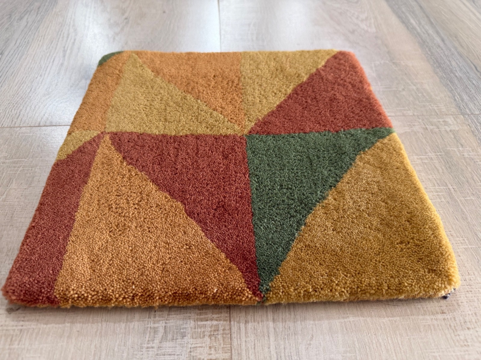 Hand Tufted Wool Rug Terracotta Geometric Small Table Placemat for Home 1 x 1 ft
