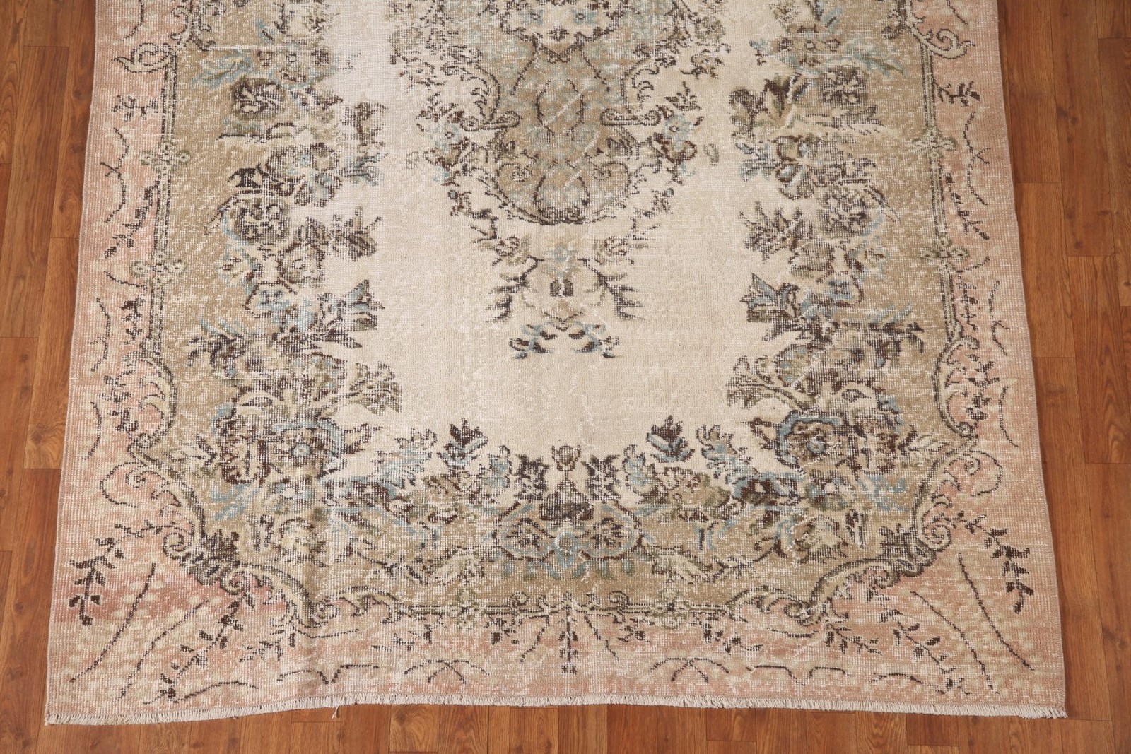 Ivory Sparta Turkish Area Rug 6×9 Distressed Traditional Handmade Wool Carpet
