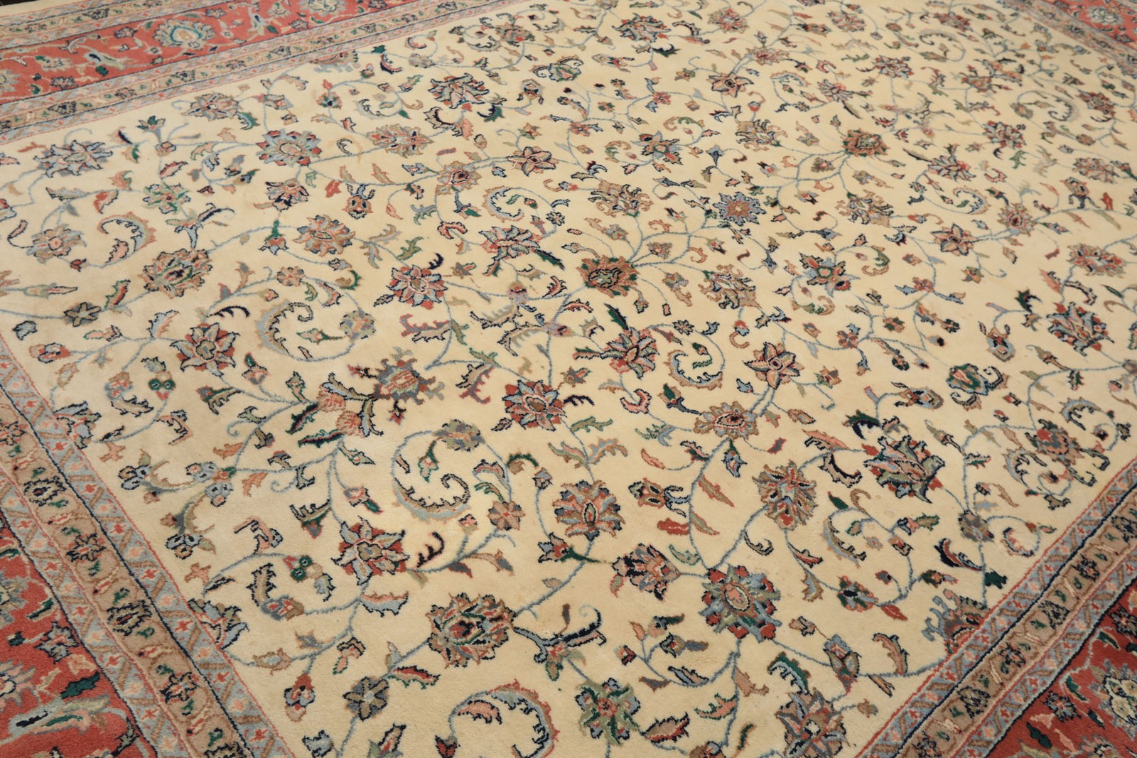 8’8”x12’4” Hand Knotted Wool Ivory Agra Traditional Botanical Plush Pile Rug