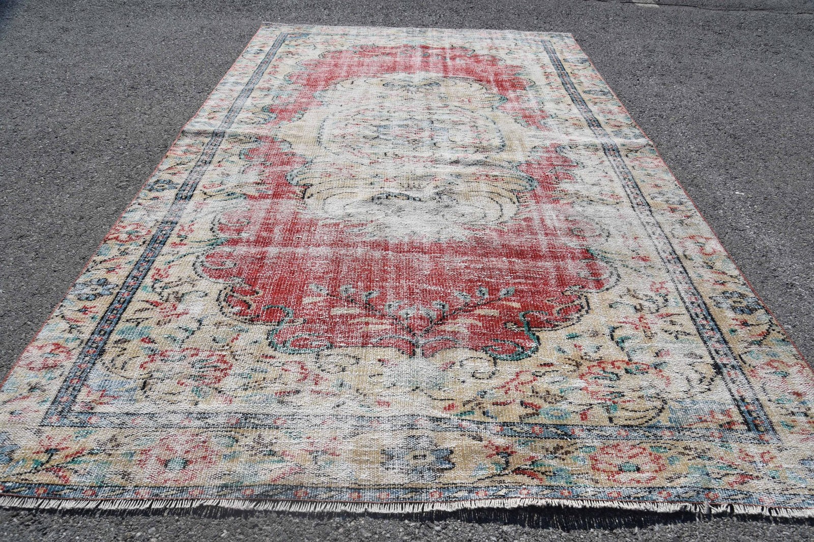 Vintage Turkish Rug 5,4×8,9 ft (166×270 cm), Red Southwestern Wool Rug