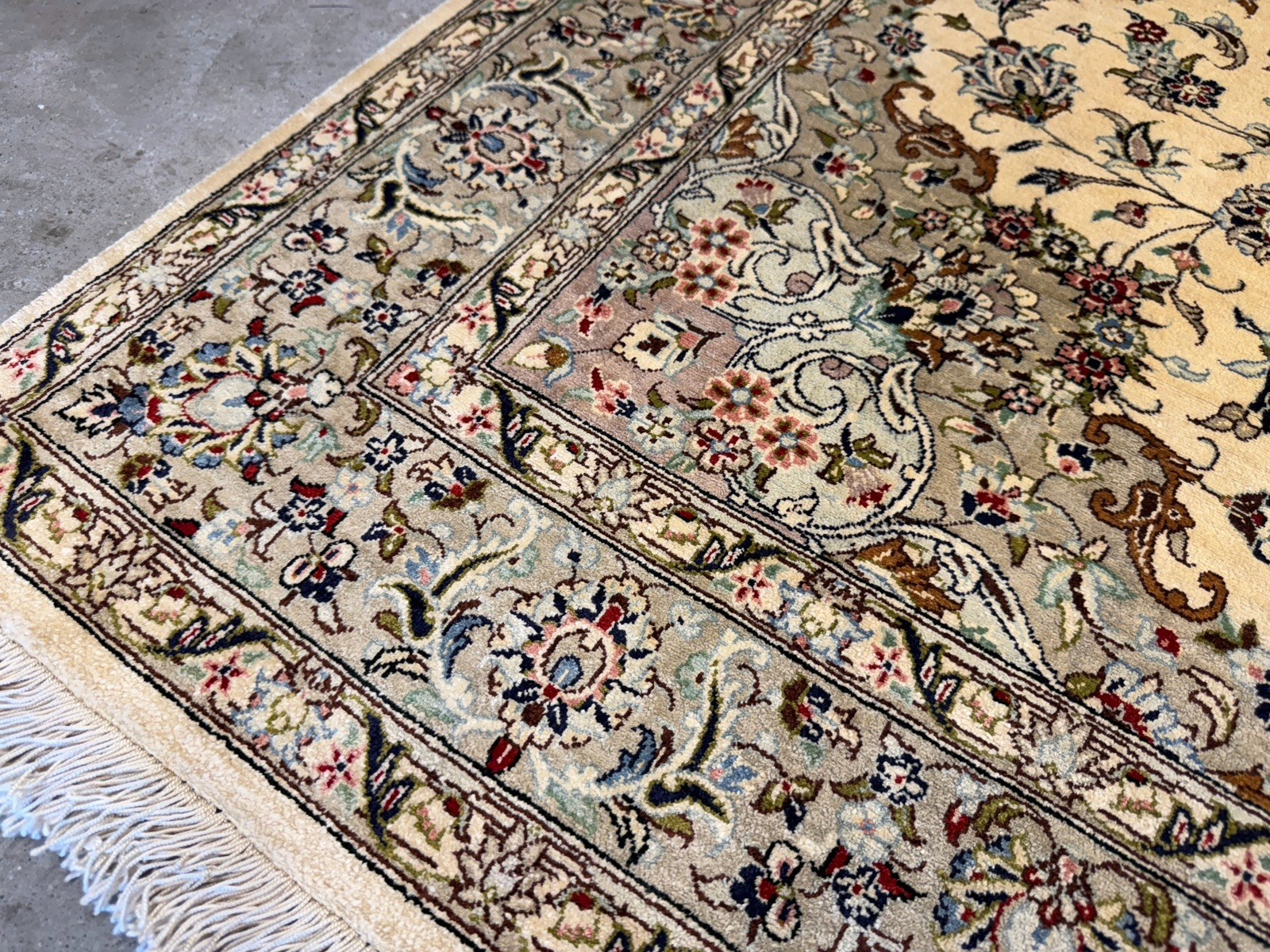 3×5 Luxurious Fine Hand-Knotted 100% Silk Persiane Qume Rug Handmade Beige