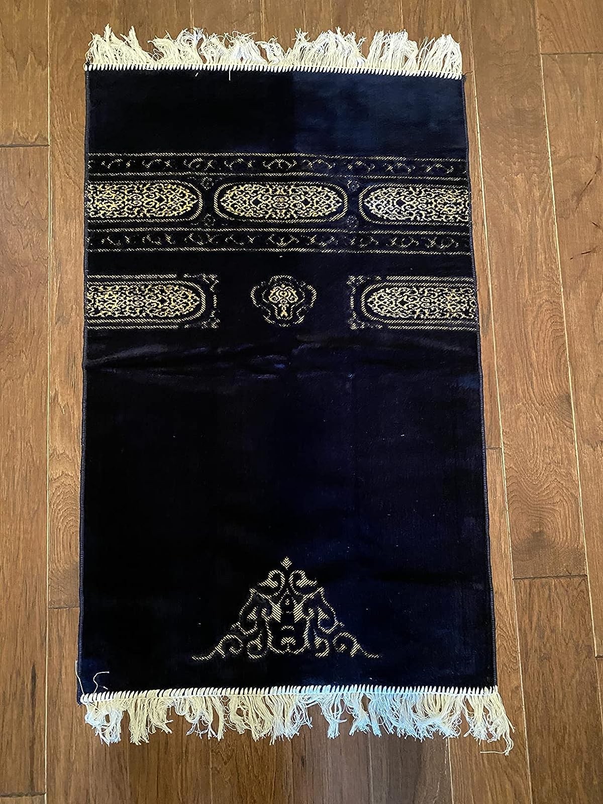 Prayer Mat/Rug – Janamaz – Sajda – سجادة صلاه – جائے نماز – نماز آسنوں – प्रा…