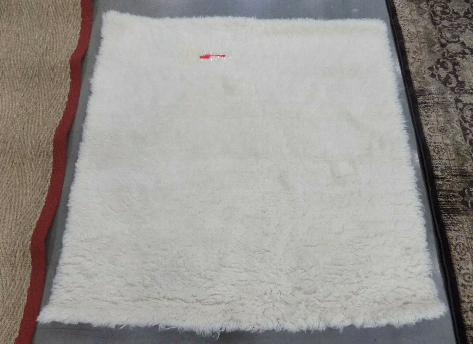 IVORY 4′ X 4′ Square Stained Rug, Reduced Price 1172575940 FLK150A-4SQ