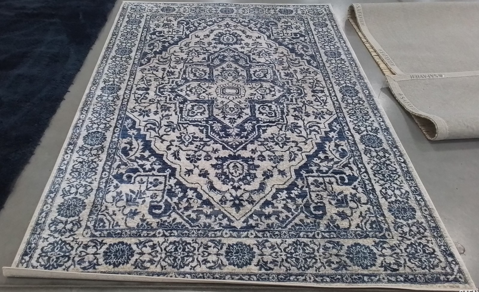 NAVY / LIT GREY 5′-3″ x 7′-6″ Back Stain Rug, Reduced Price 1172804726 BNT832M-5