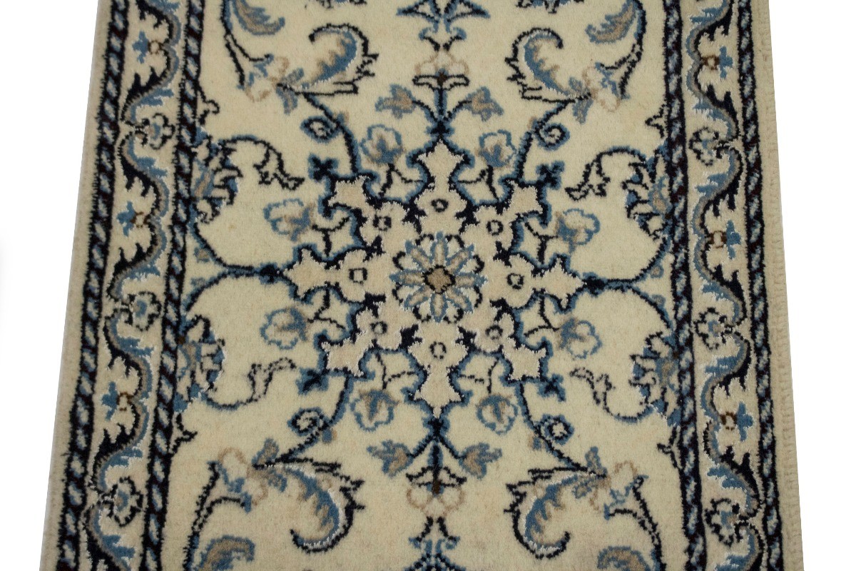 2X3 ft Handmade Oriental Wool Area Rug Classic Floral Design Small Size Entryway