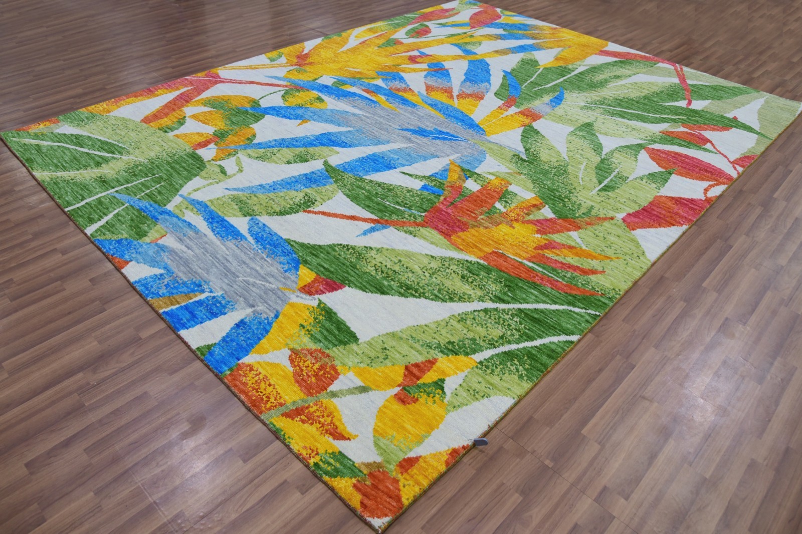Tropical Leaf Area Rug – Colorful Botanical hand knotted Carpet for Modern Decor