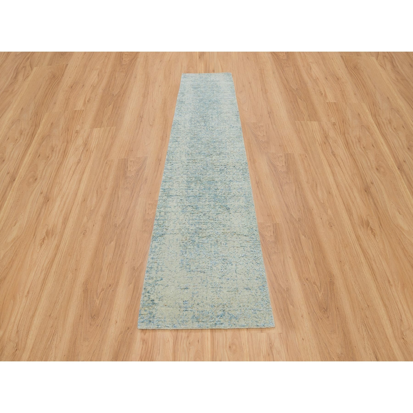 2’6″ x 12′ Gray Modern Jacquard Hand Loomed Wool and Silk Runner Rug R65193