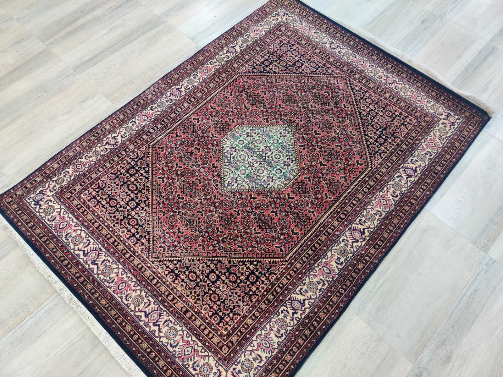 Vintage Hand Knotted Area Rug 100% Wool Red CreBijar Medallion 140×200 cm