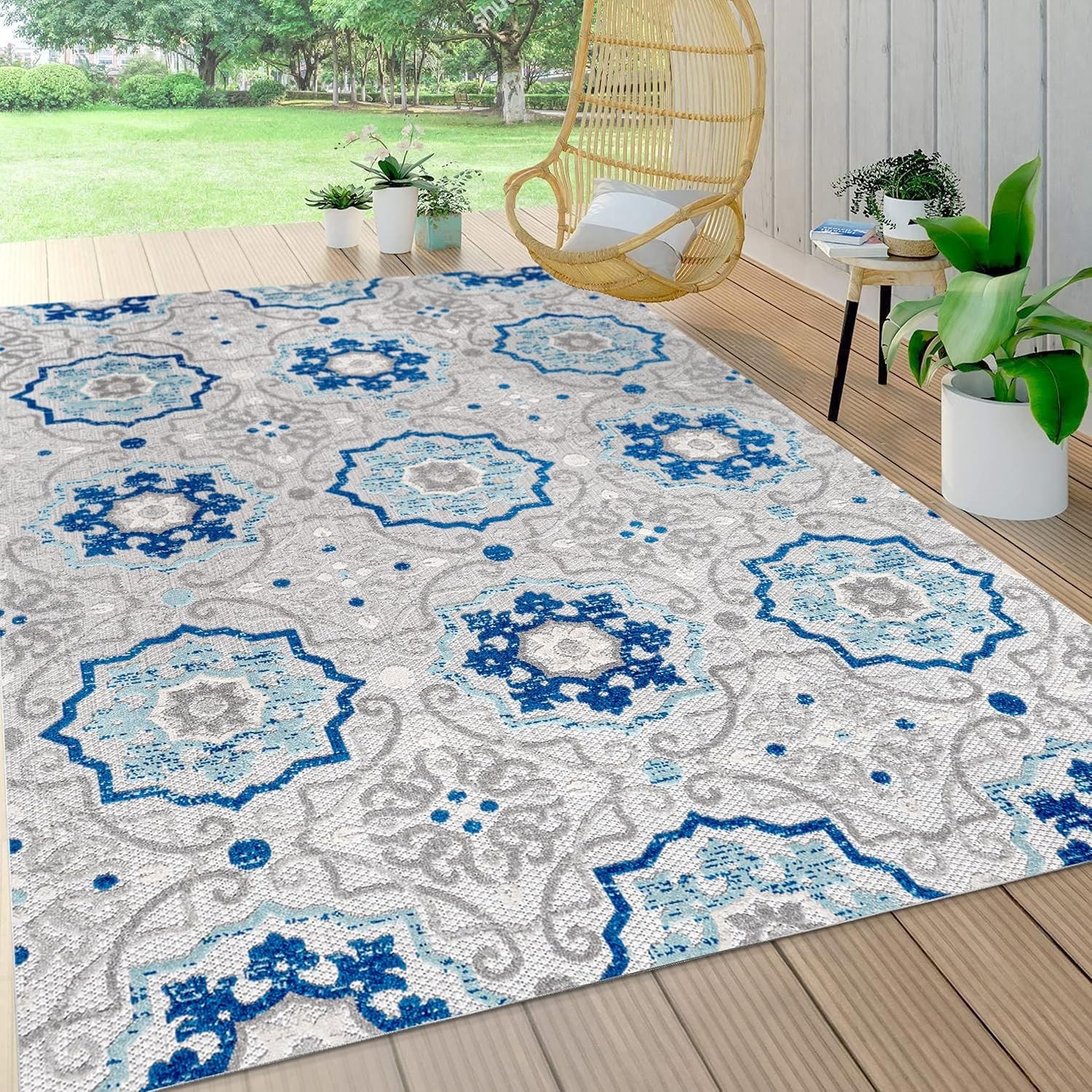 Pet-Friendly Medallion Rug 3’X5′ – Stain Resistant Indoor/Outdoor Blue/Gray