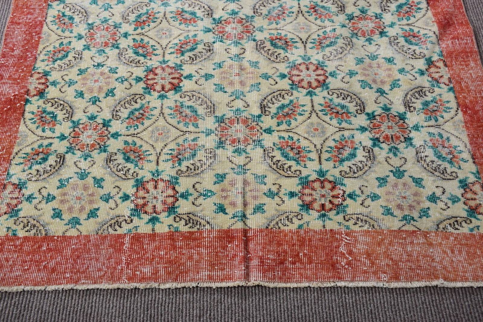 Turkish Vintage Rug 4,8×7,8 ft (147×238 cm), Red Polka dot Wool Rug