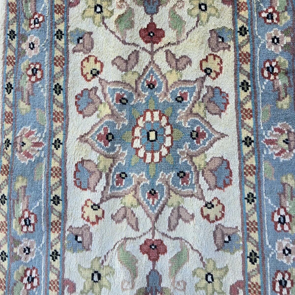 Area Rug Floral Medallion Wool Silk Indoor Hand Knotted Carpet (3.2 x 1.11)’