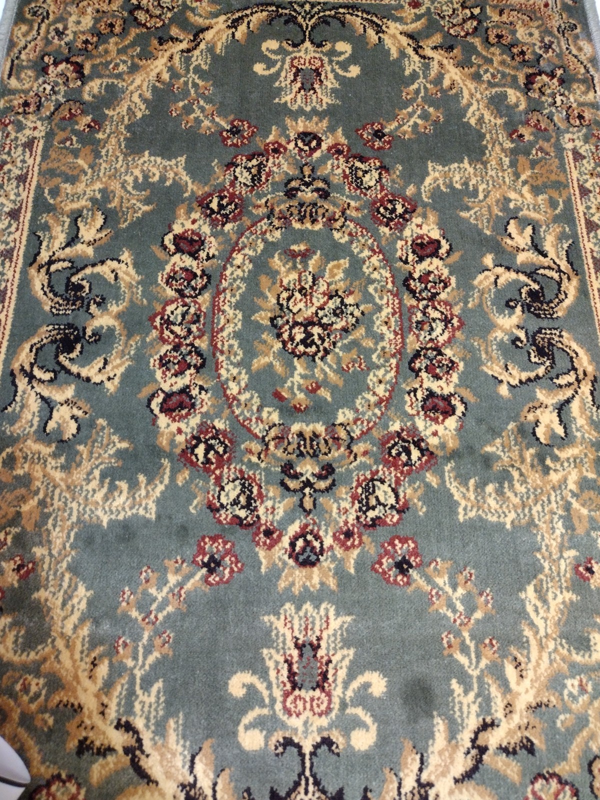 Madras Small Area Belgium 100% Viscose Silk Look 21″x34″ Rug