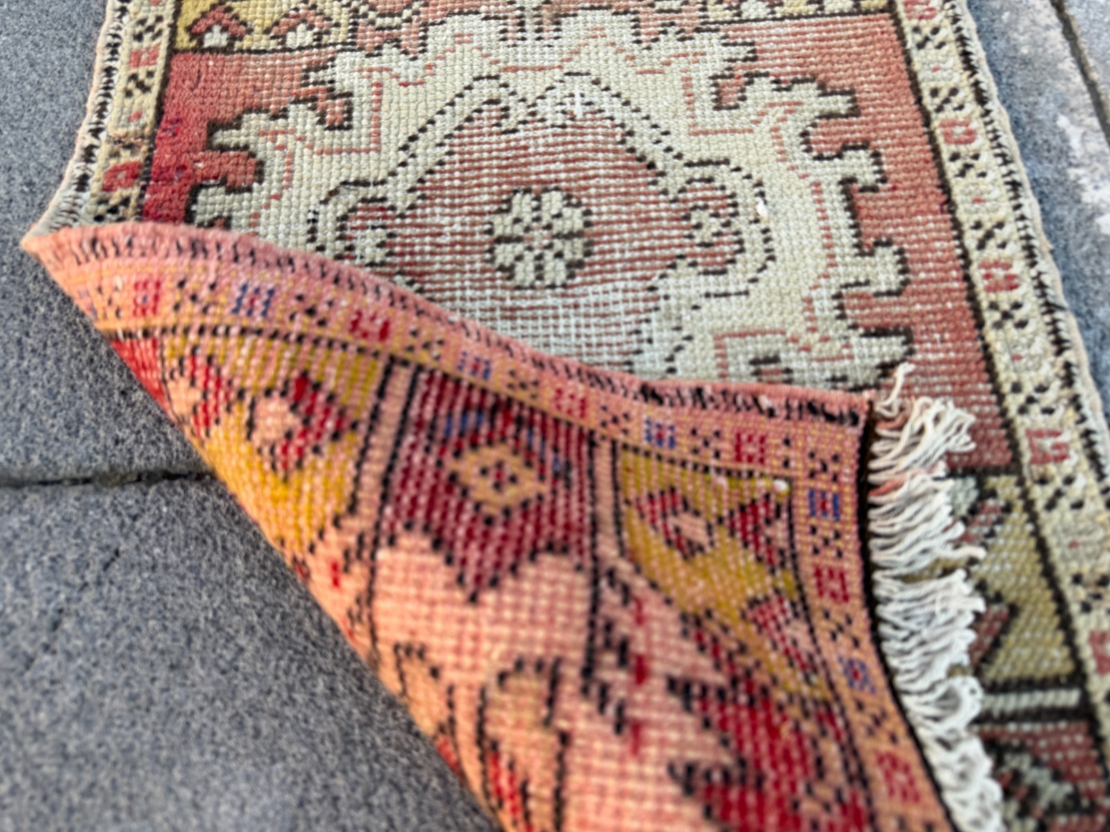 Vintage Turkish Rug 1.5×2.7 ft Blush Pink Tribal Accent Rug Handwoven Carpet