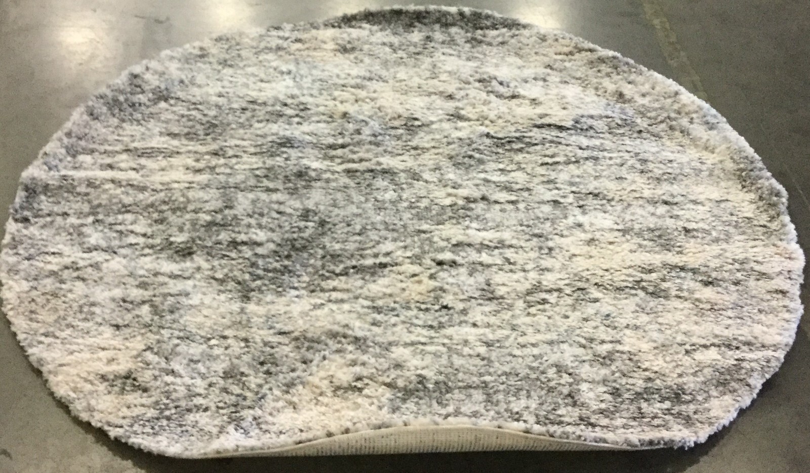 GREY BLUE / CREAM 5′-3″ x 5′-3″ Flaw in Rug, Reduced Price 1172668566 BER219G-5R