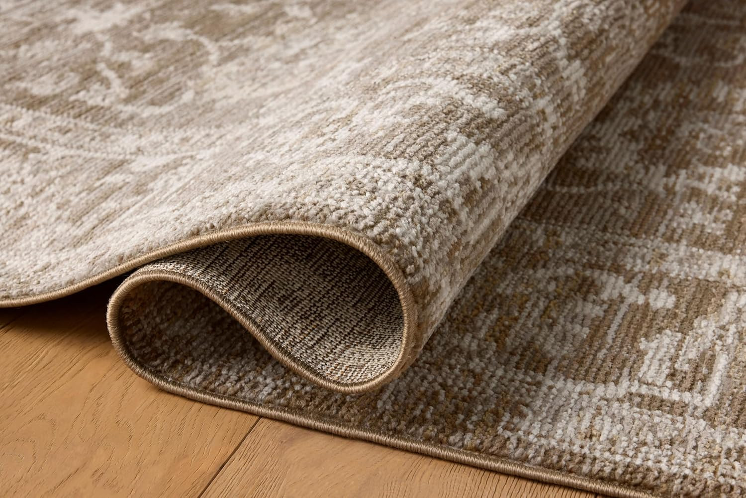 Joanna Gaines Magnolia Home Pace Collection Accent Rug 2’3″ x 3’10” Bark/Natural