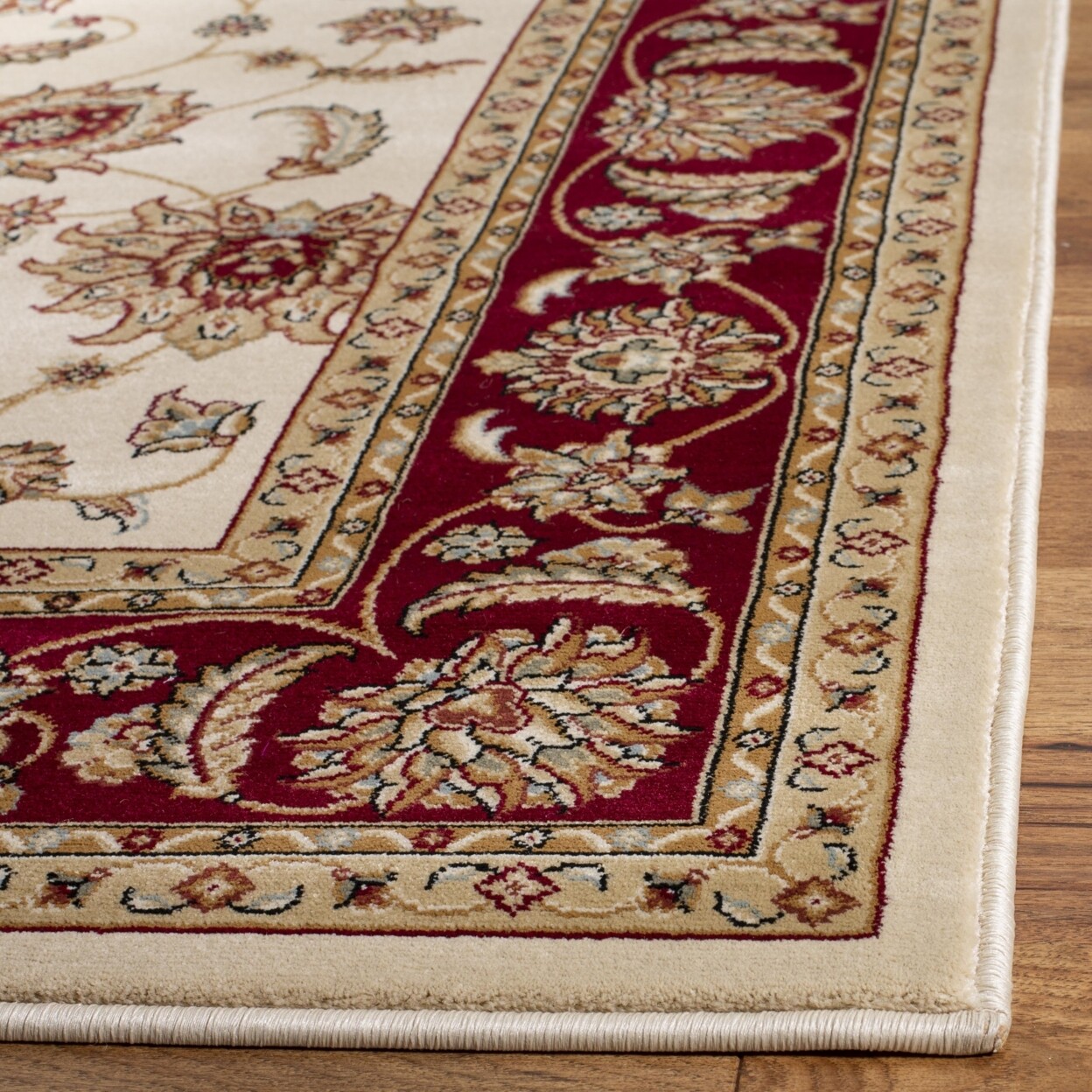 SAFAVIEH Majesty MAJ4781-1140 Creme / Red Rug