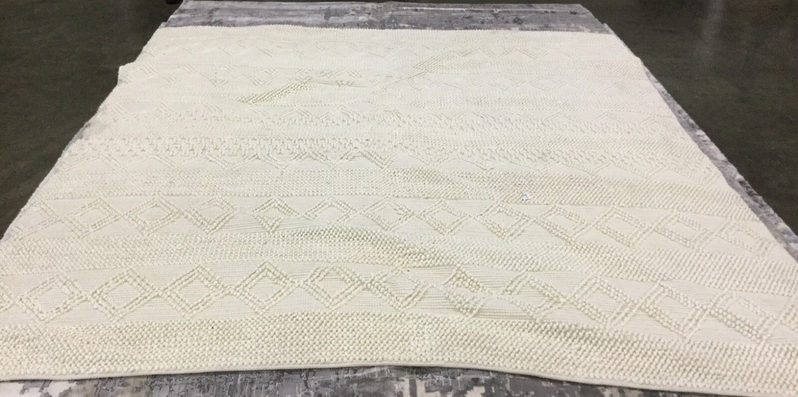 IVORY 11′ X 11′ Square Back Stain Rug, Reduce price 1172656448 NAT102C-11SQ