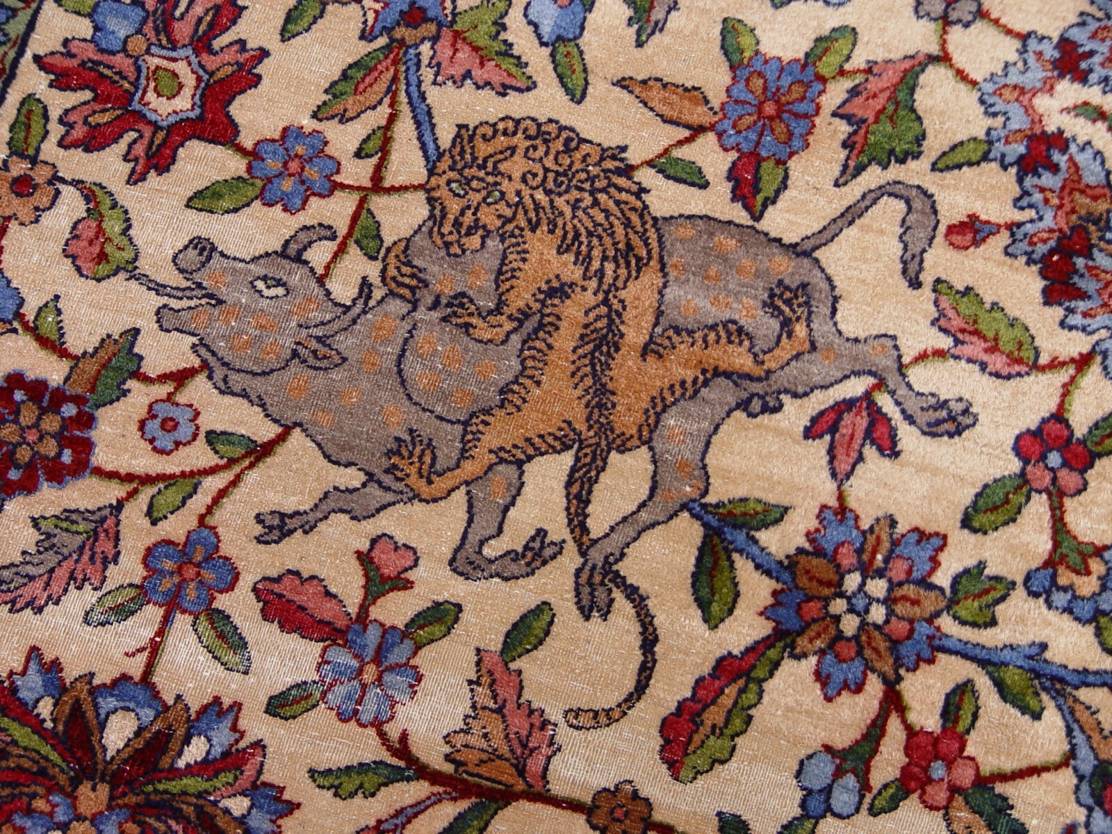 Spectacular Antique 1850 Hunting pictorial Animals Large Oriental Rug 12’9″x19′