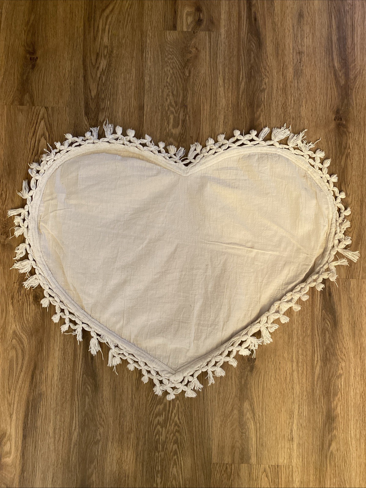 Small Cow Heart Shaped Rug White With Tassels 30”x24”