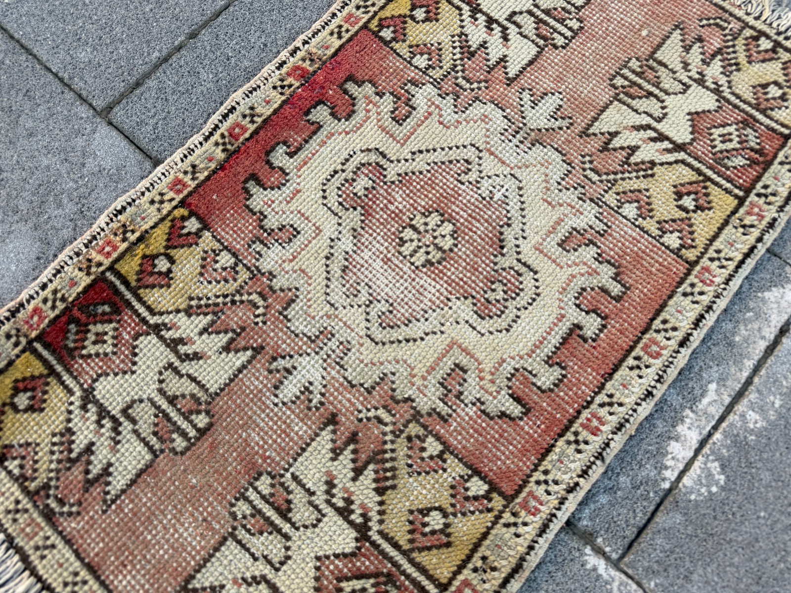 Vintage Turkish Rug 1.5×2.7 ft Blush Pink Tribal Accent Rug Handwoven Carpet