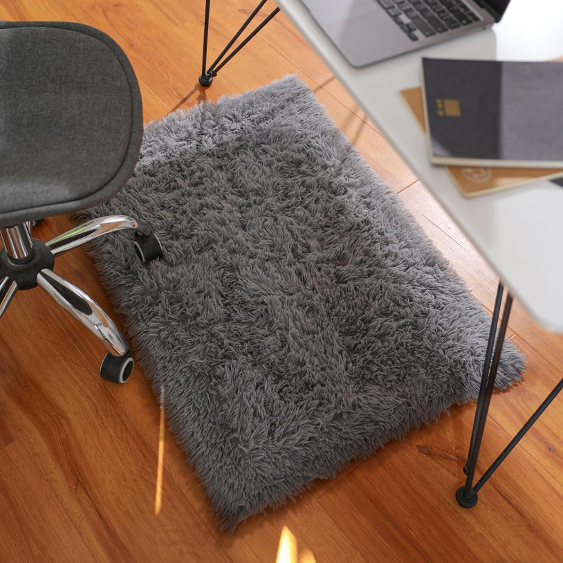 2×3 Grey Fluffy Rug Non Slip Soft Area Rug Bedroom Bedside Entryway Mat Small