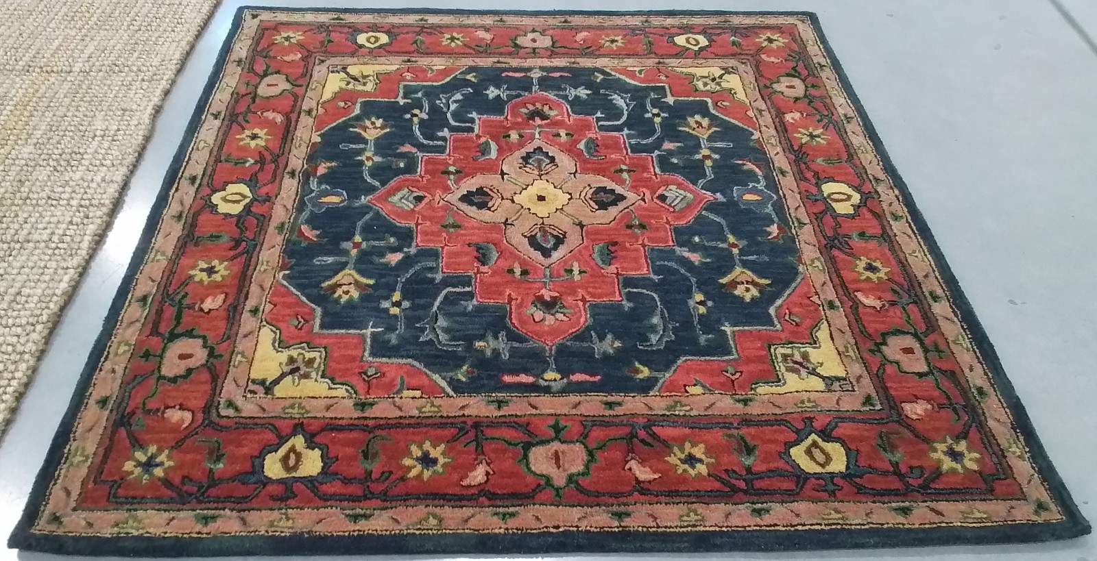 BLUE / RED 6′-0″ x 6′-0″ Back Stain Rug, Reduced Price 1172805572 HG923M-6SQ