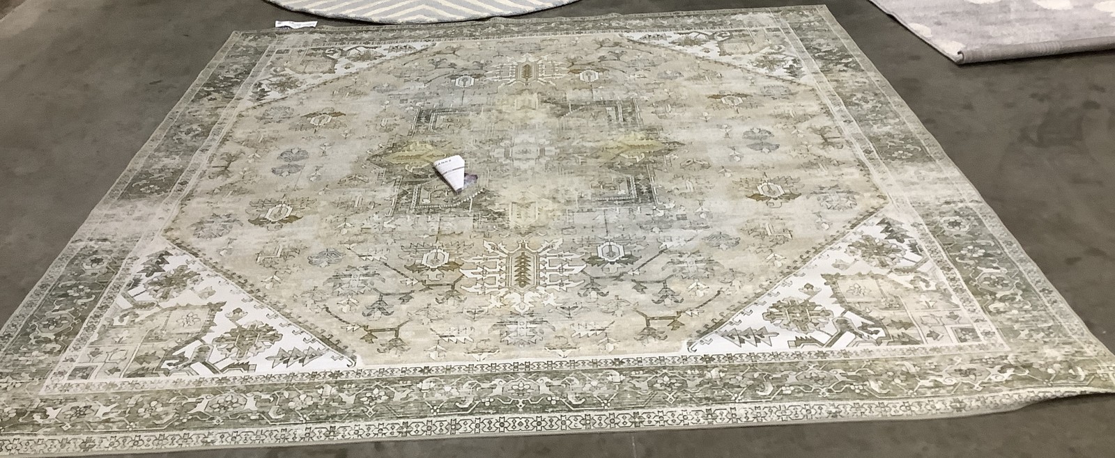 BEIGE / GREY 8′-0″ x 8′-0″ Flaw in Rug, Reduced Price 1172682986 TSN102B-8SQ