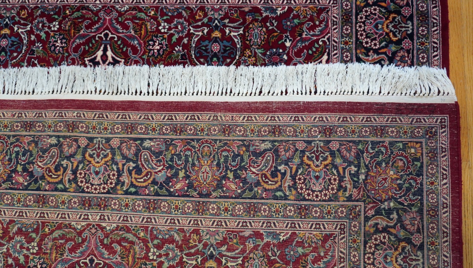 Excellent Vintage Kashann 6′ x 9’3″ Hand Knotted Wool Red Navy Blue Oriental Rug