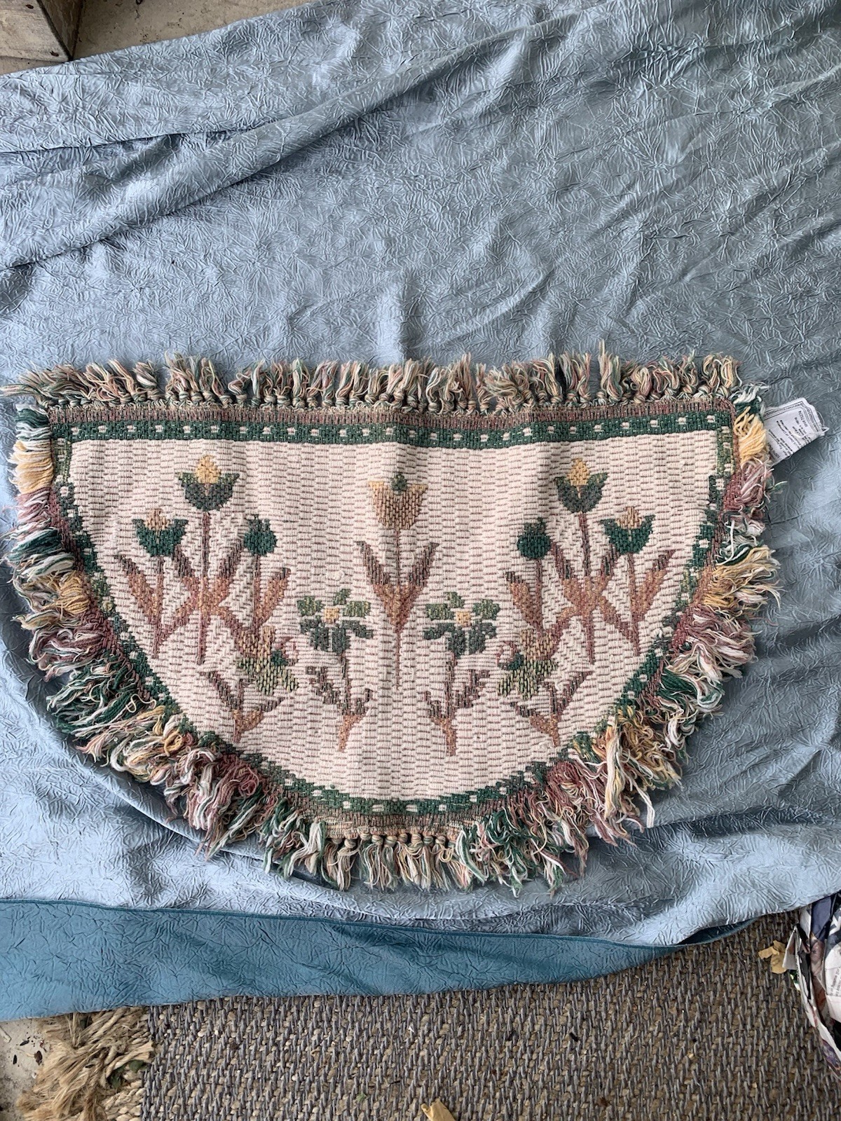 Vintage Retro Semi Circle Woven Tulip Pattern With Fringe Entryway Rug