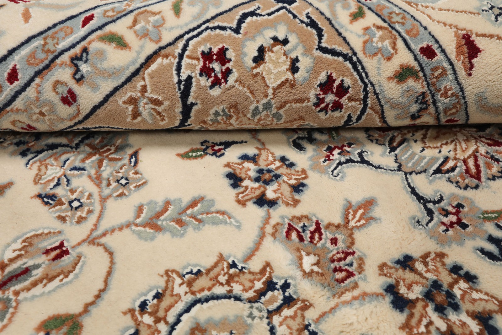 6’3”x9’3” Hand Knotted Wool & Silk Ivory Nainn Traditional Plush Pile Rug