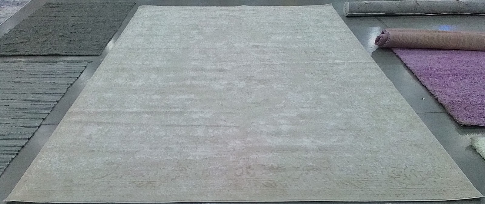 CREME / IVORY 9′-0″ x 12′-0″ Back Stain Rug, Reduced Price 1172793059 RFT664D-9