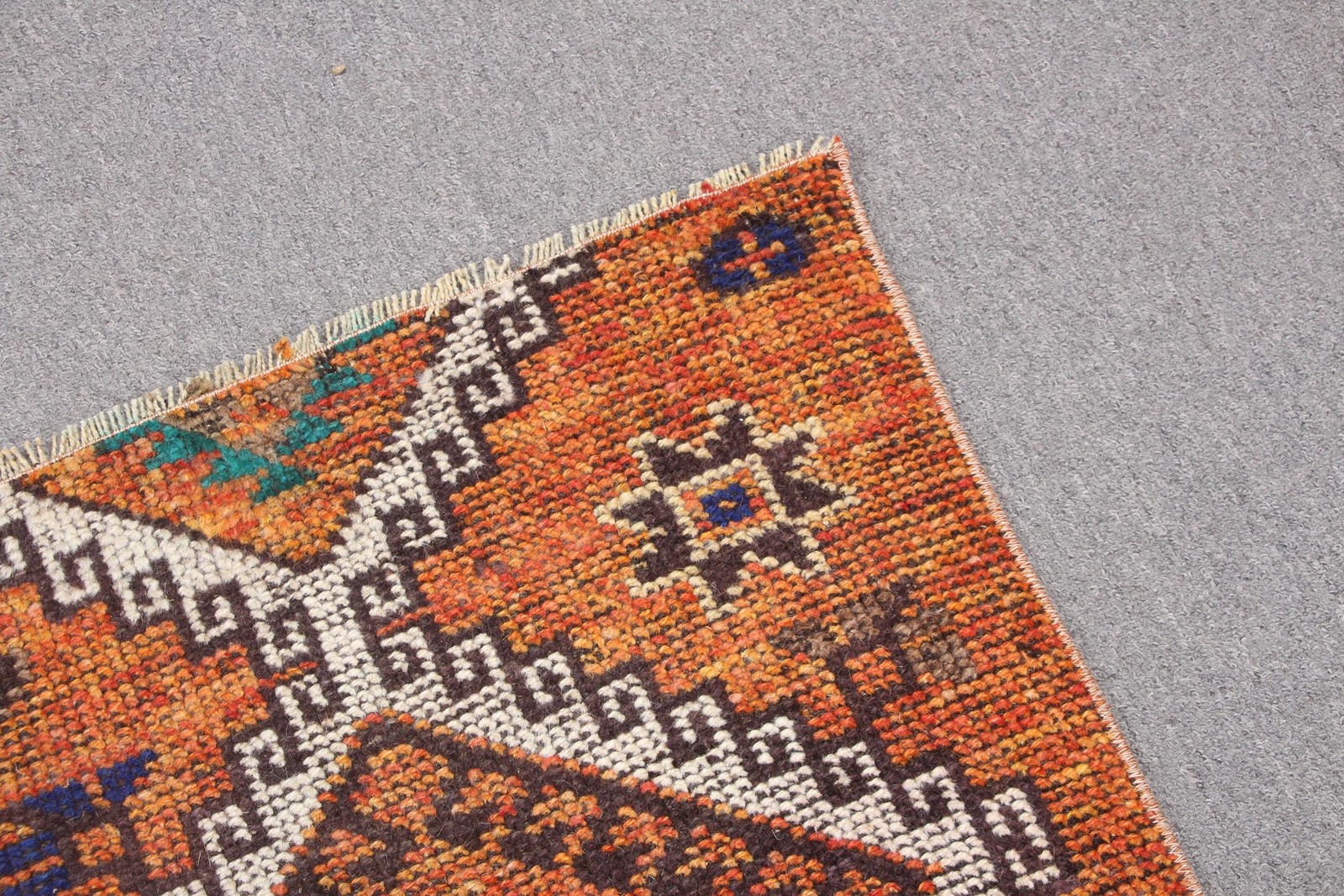 Vintage Area Rug 4×8,2 ft, Turkish Orange Southwestern Wool Rug