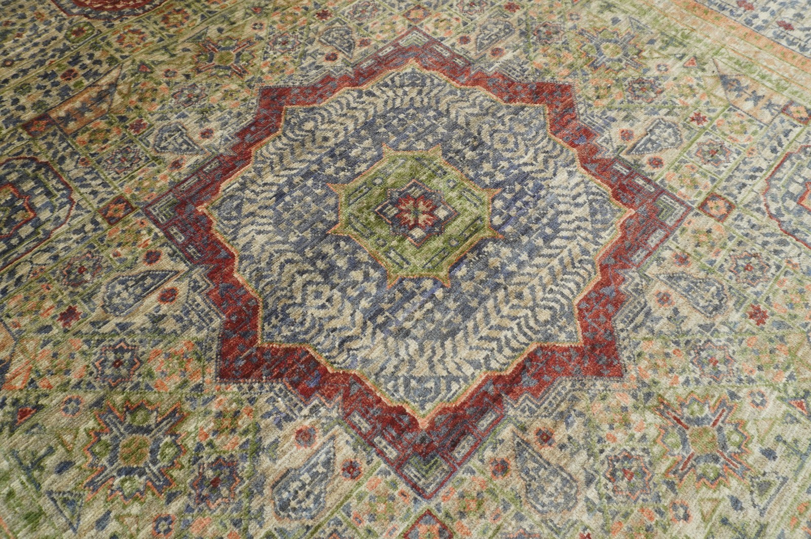 5×7 ft Beige Mamluk Afghan Hand Knotted Wool Medallion Rug