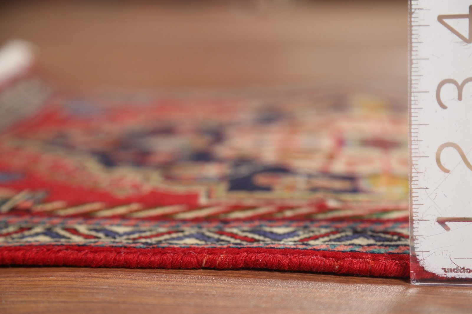 Red/ Ivory Square Geometric Traditional Accent Rug 2×2 ft Hand-knotted