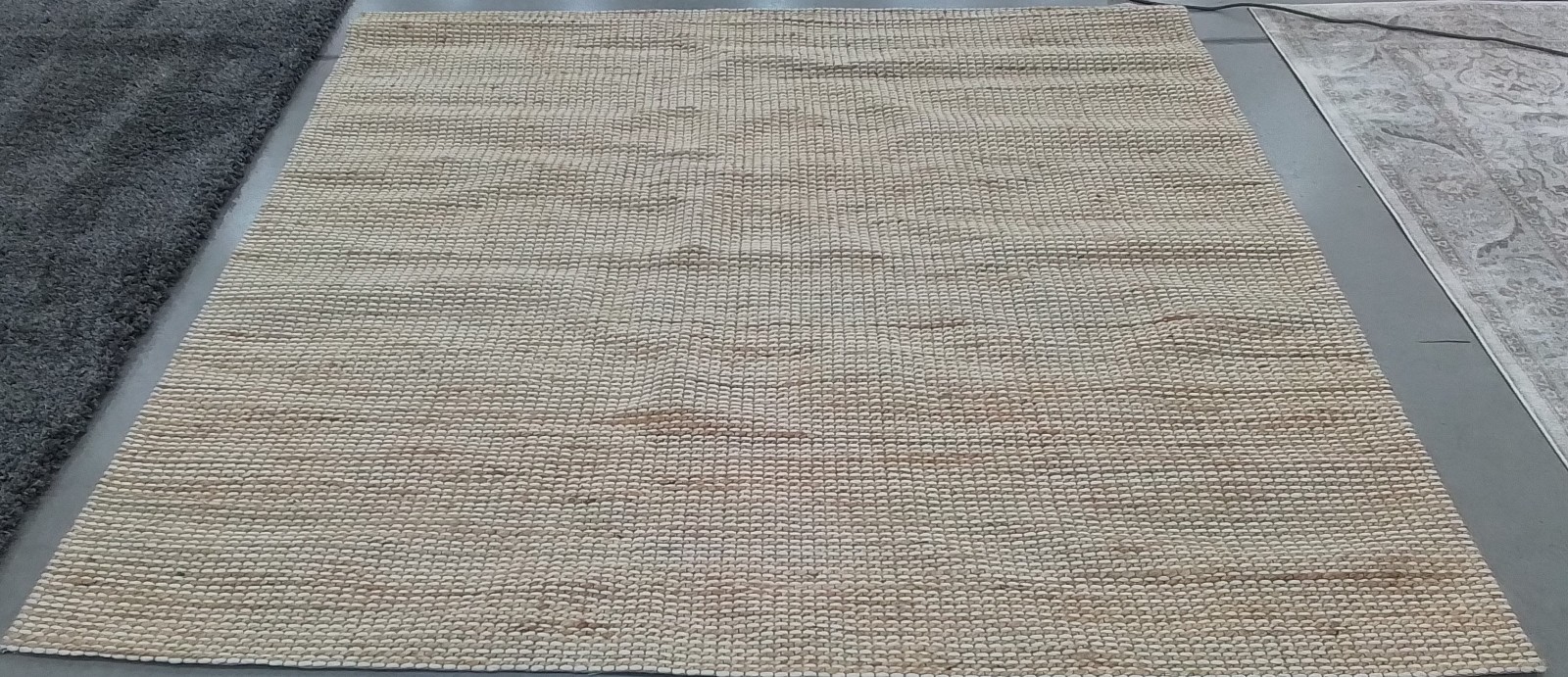 NATURAL BEIGE 8′-0″ x 8′-0″ Back Stain Rug, Reduced Price 1172784409 NFB553B-8SQ