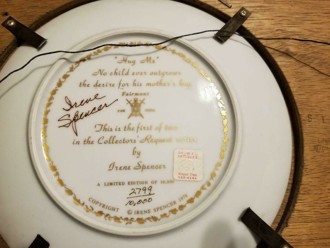 limited Edition plate (Hug Me) best mother,s day gift