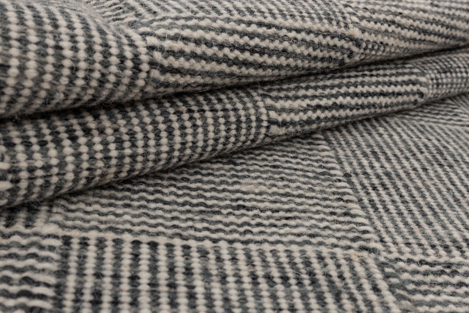 Bluish Grey Wool Hand Woven Flatweave Kilim Modern Boho Customize Rug