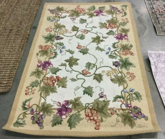 IVORY 3′-9″ X 5′-9″ Flaw in Rug,Reduced Price 1172639399 HK116A-4