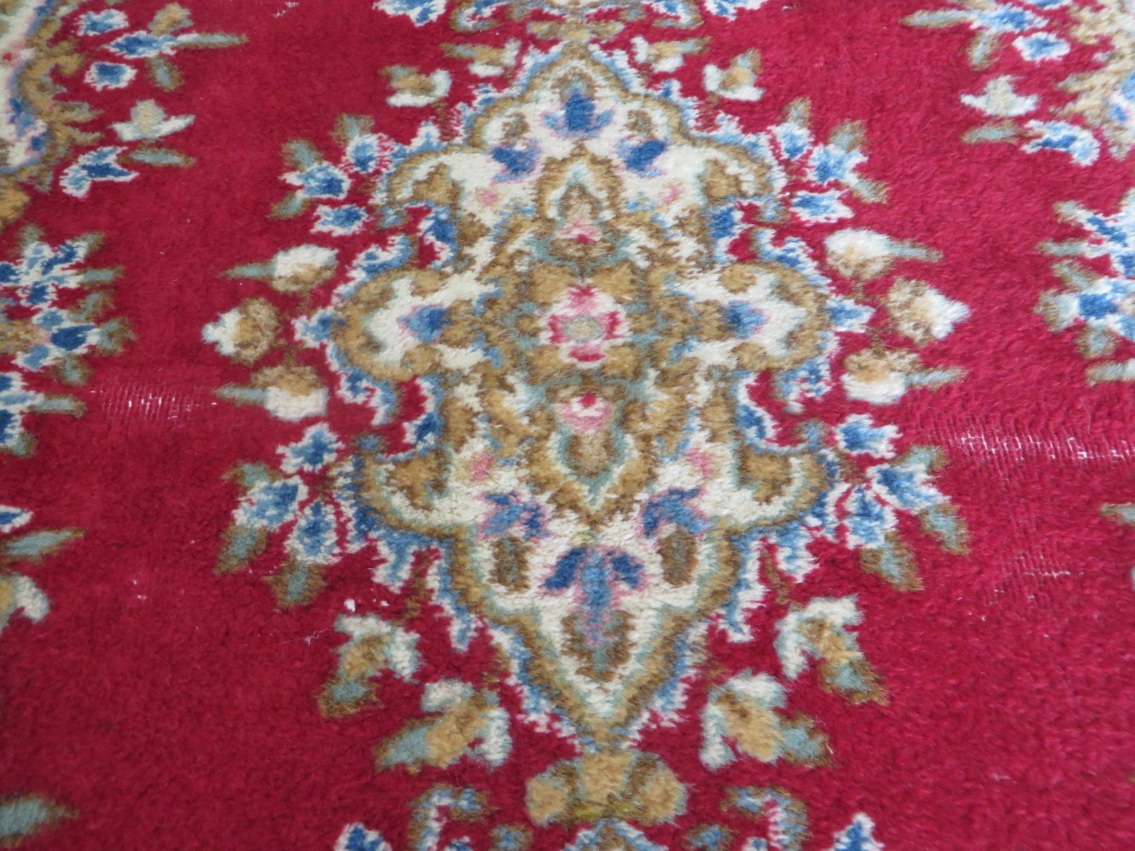 3 x 5’2 Hand Knotted Red Kirman Oriental Rug G16424
