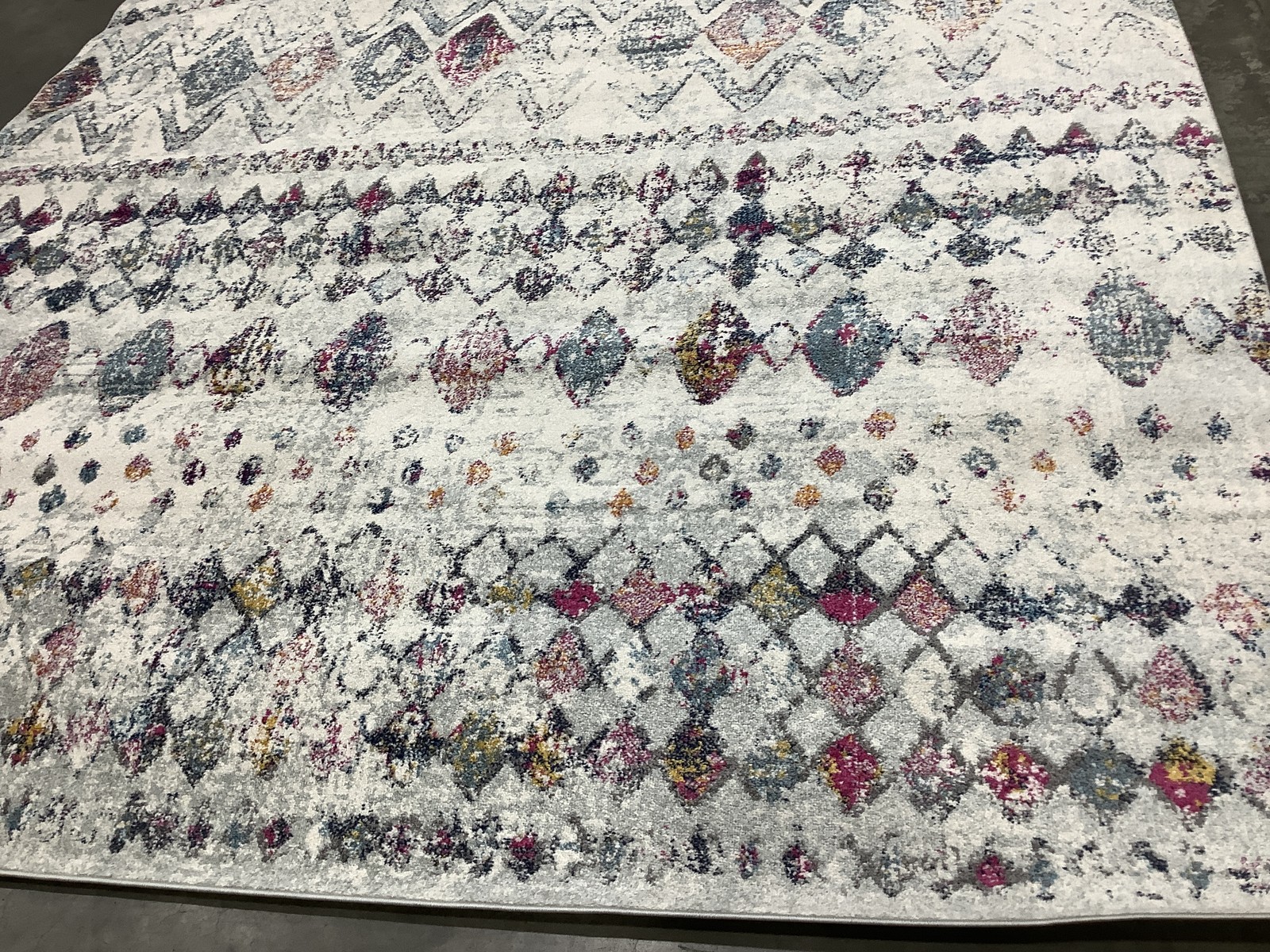 GREY / PURPLE 9′-0″ x 12′-0″ Back Stain Rug, Reduced Price 1172685510 MAD798J-9